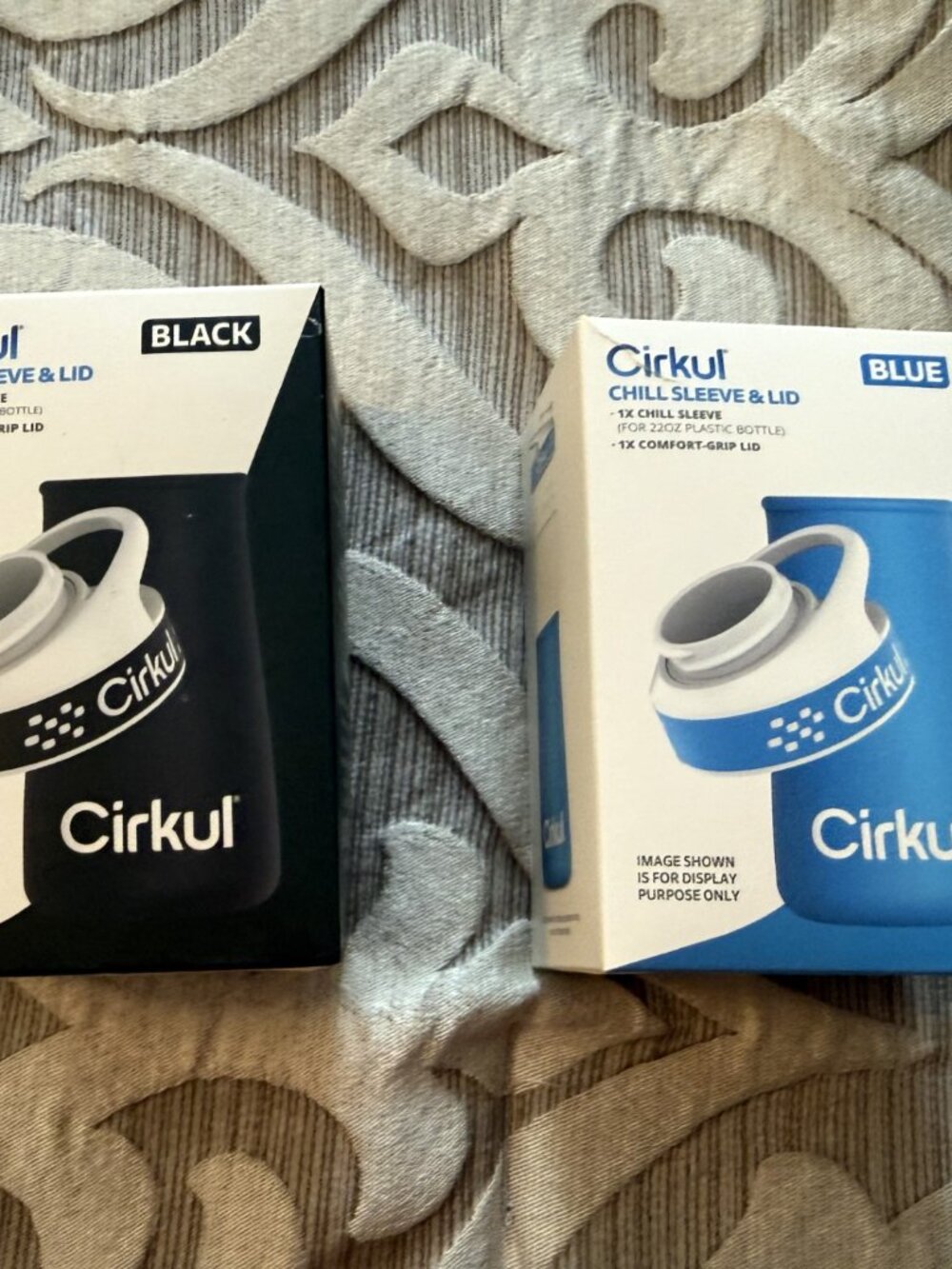 Cirkul Chill Sleeve & Comfort Grip Lid for 22 oz Bottle Blue Black - Set of 2